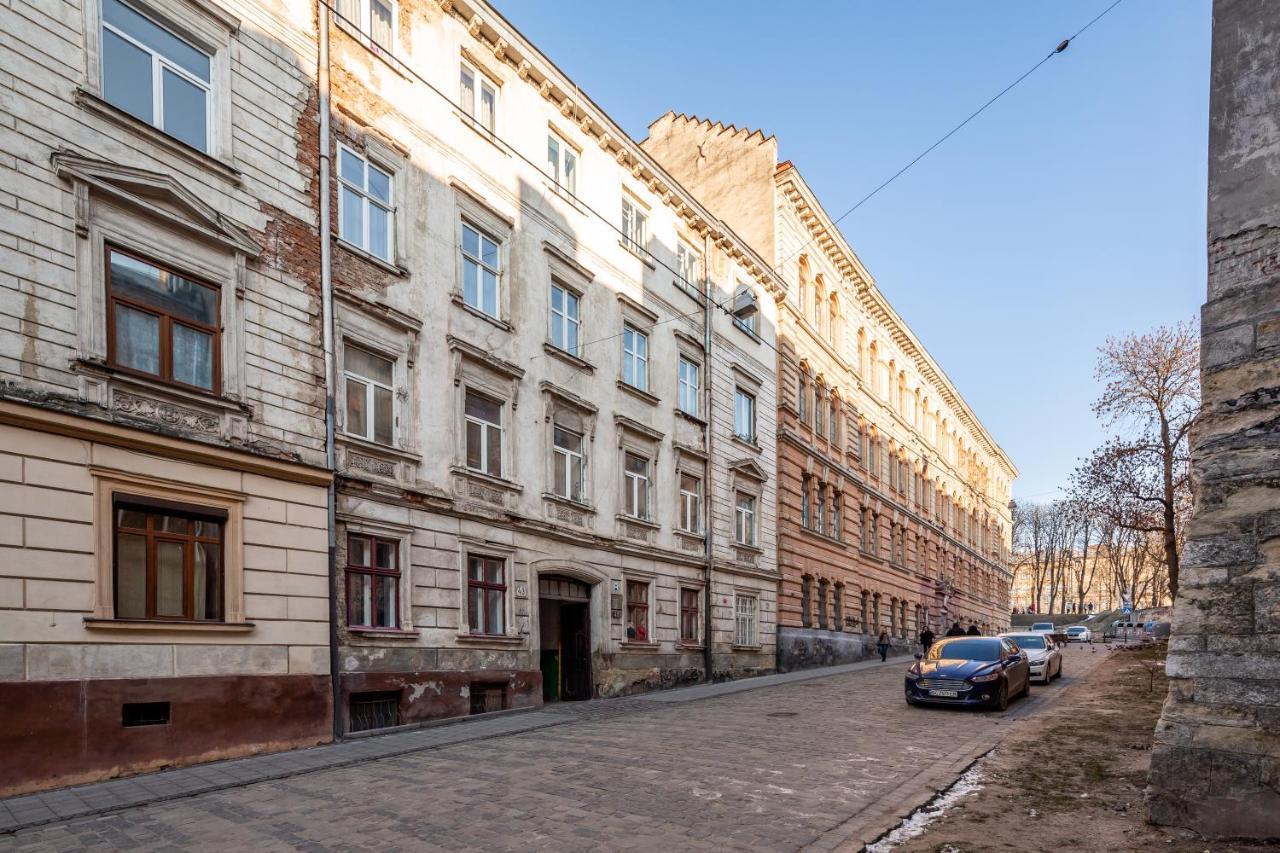 Apartment On Lesya Ukrainka Lviv Exterior photo
